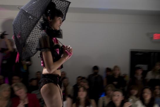 Vancouver Fashion Week (VAN)