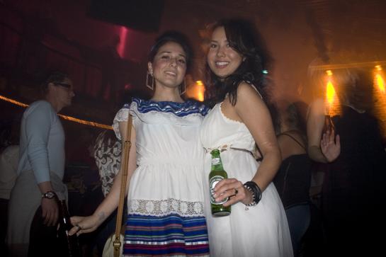 Simian Mobile Disco (VAN)