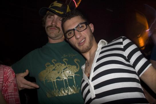 Simian Mobile Disco (VAN)