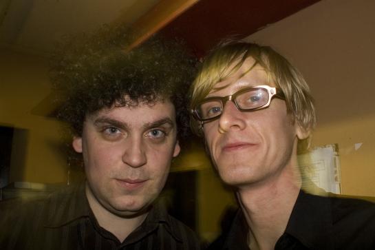 Simian Mobile Disco (VAN)