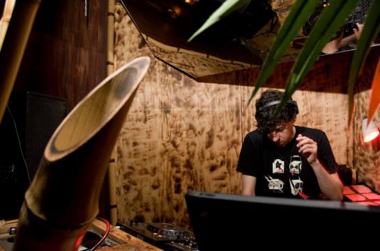 Jeff Samuel @ Salon Daome (MTL)