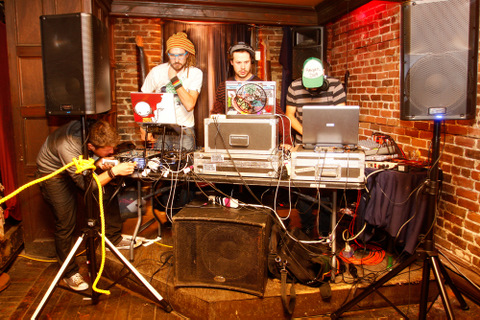 Banana Split Sundays @ Blue Dog Motel (MONTREAL)