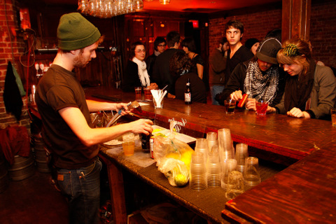 Banana Split Sundays @ Blue Dog Motel (MONTREAL)