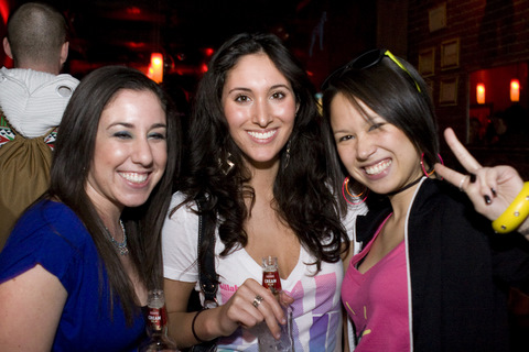 Lindsay Lohan Sextape Fridays @ Blue Dog Motel (MONTREAL)