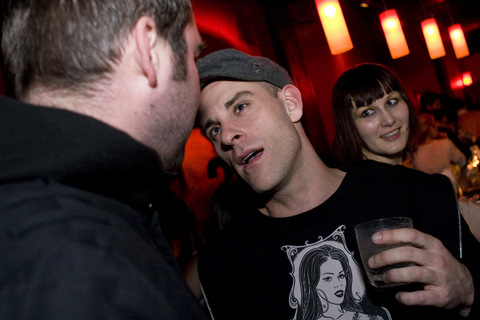 Lindsay Lohan Sextape Fridays @ Blue Dog Motel (MONTREAL)