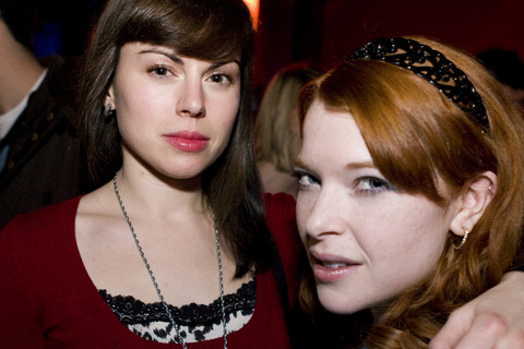 Lindsay Lohan Sextape Fridays @ Blue Dog Motel (MONTREAL)