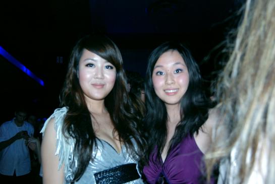 Defile Laws : Les Lois défilent au Time Supper Club