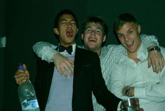 Defile Laws : Les Lois défilent au Time Supper Club