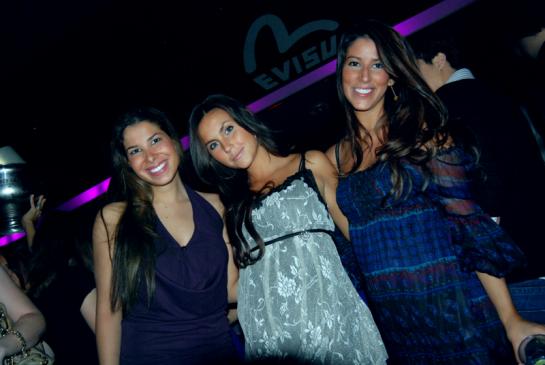 Defile Laws : Les Lois défilent au Time Supper Club