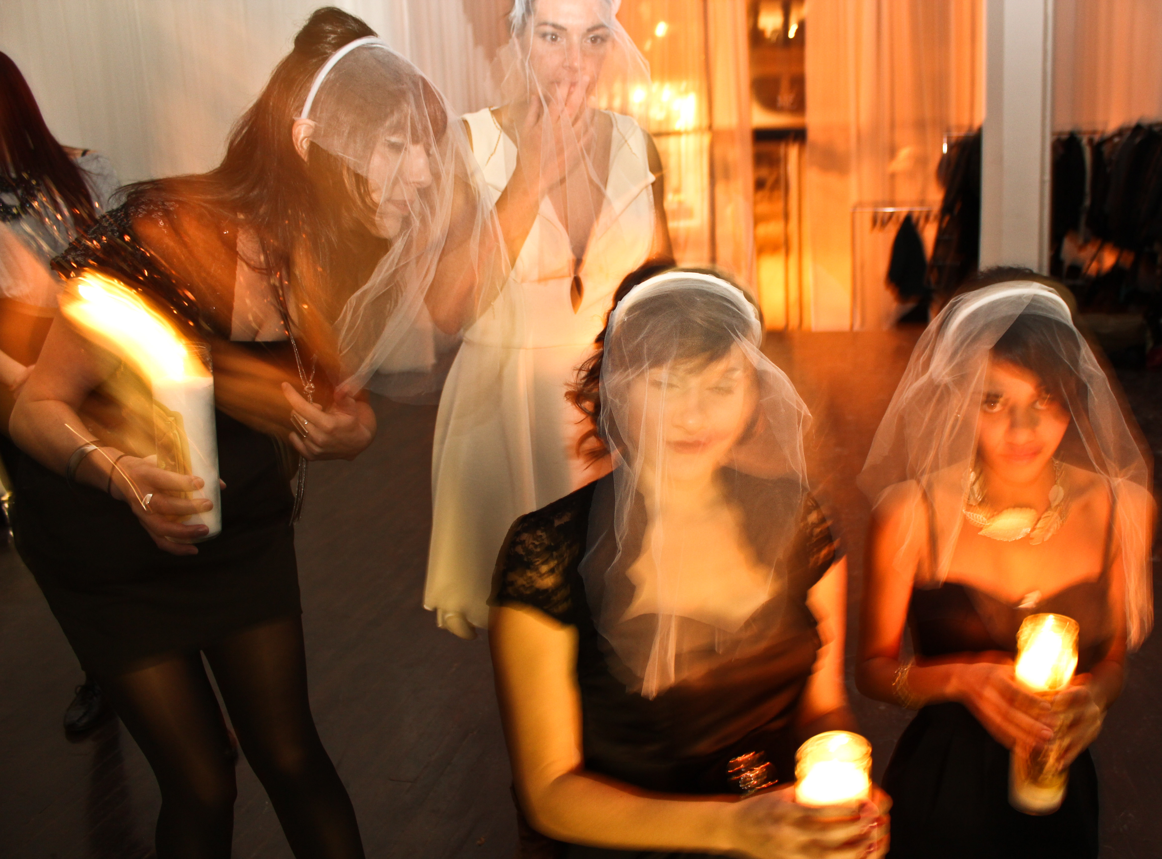 Party de Noël Newad NIGHTLIFE: vintage chic, iPod battle et costumes louches