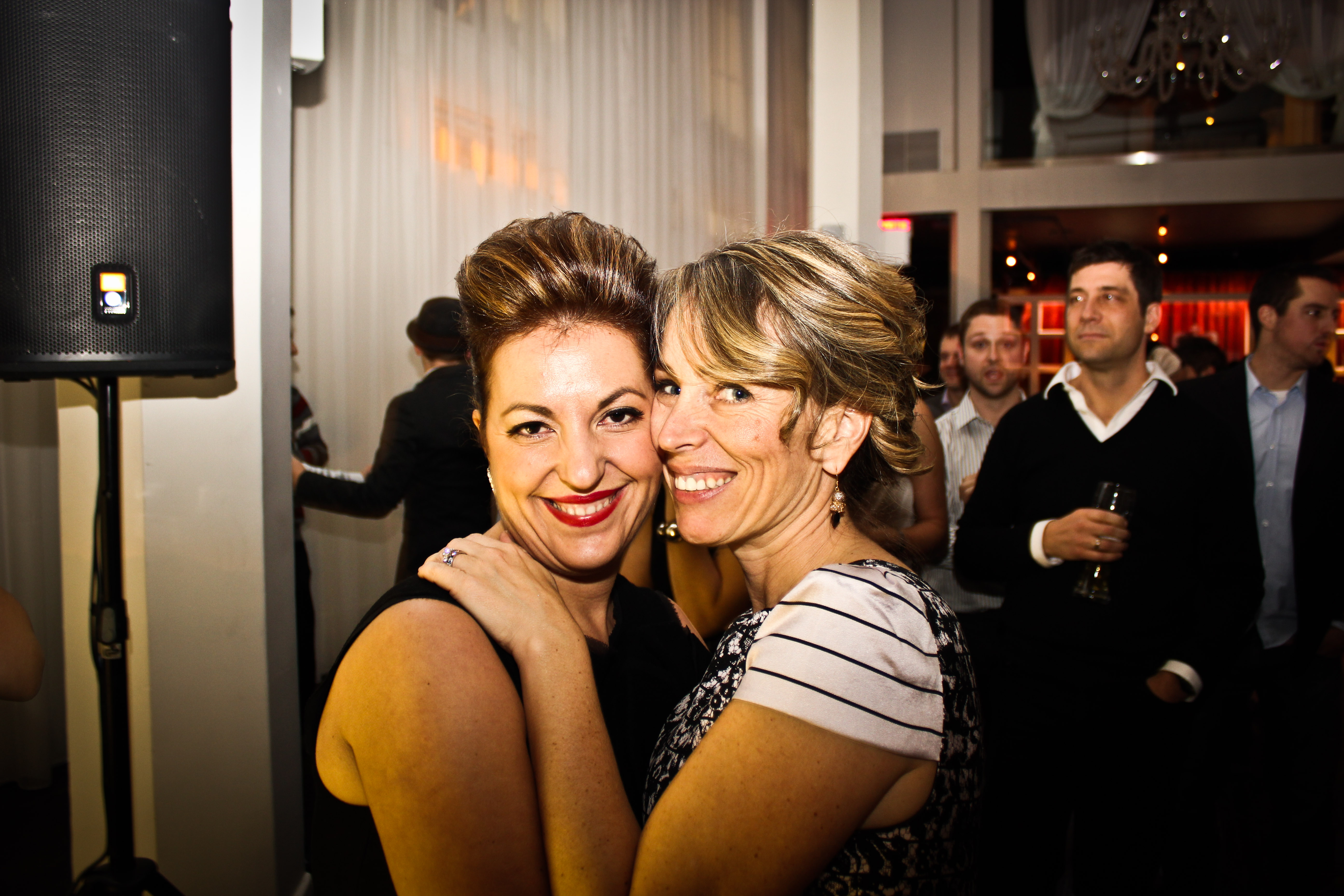 Party de Noël Newad NIGHTLIFE: vintage chic, iPod battle et costumes louches