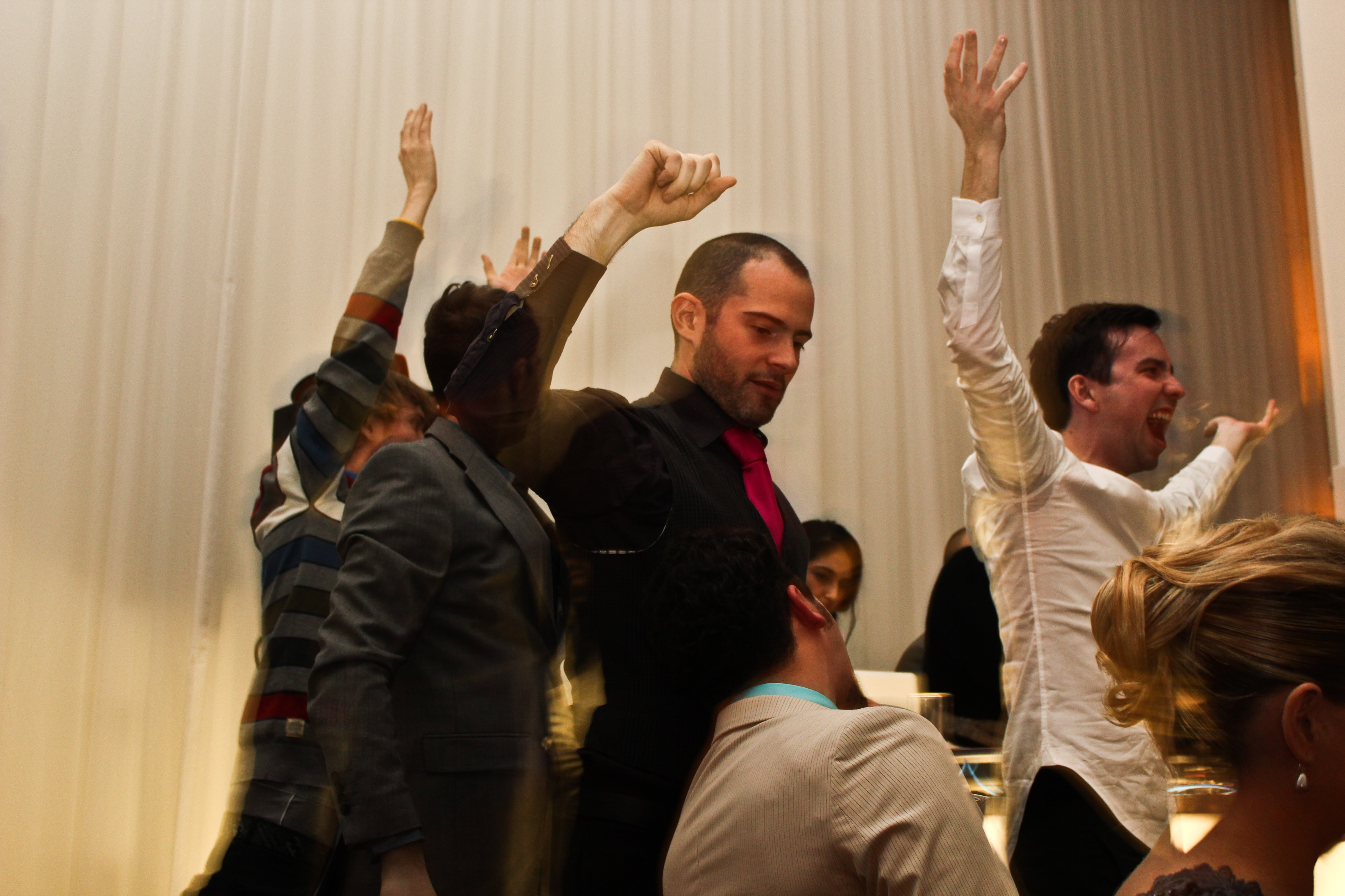 Party de Noël Newad NIGHTLIFE: vintage chic, iPod battle et costumes louches