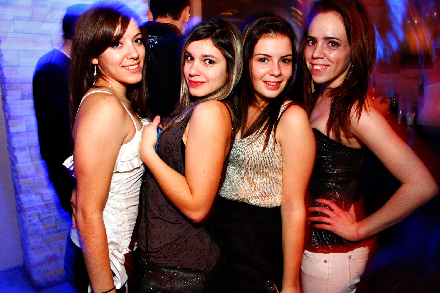 1er anniversaire du Ivy Nightclub: tout le monde en mode séduction