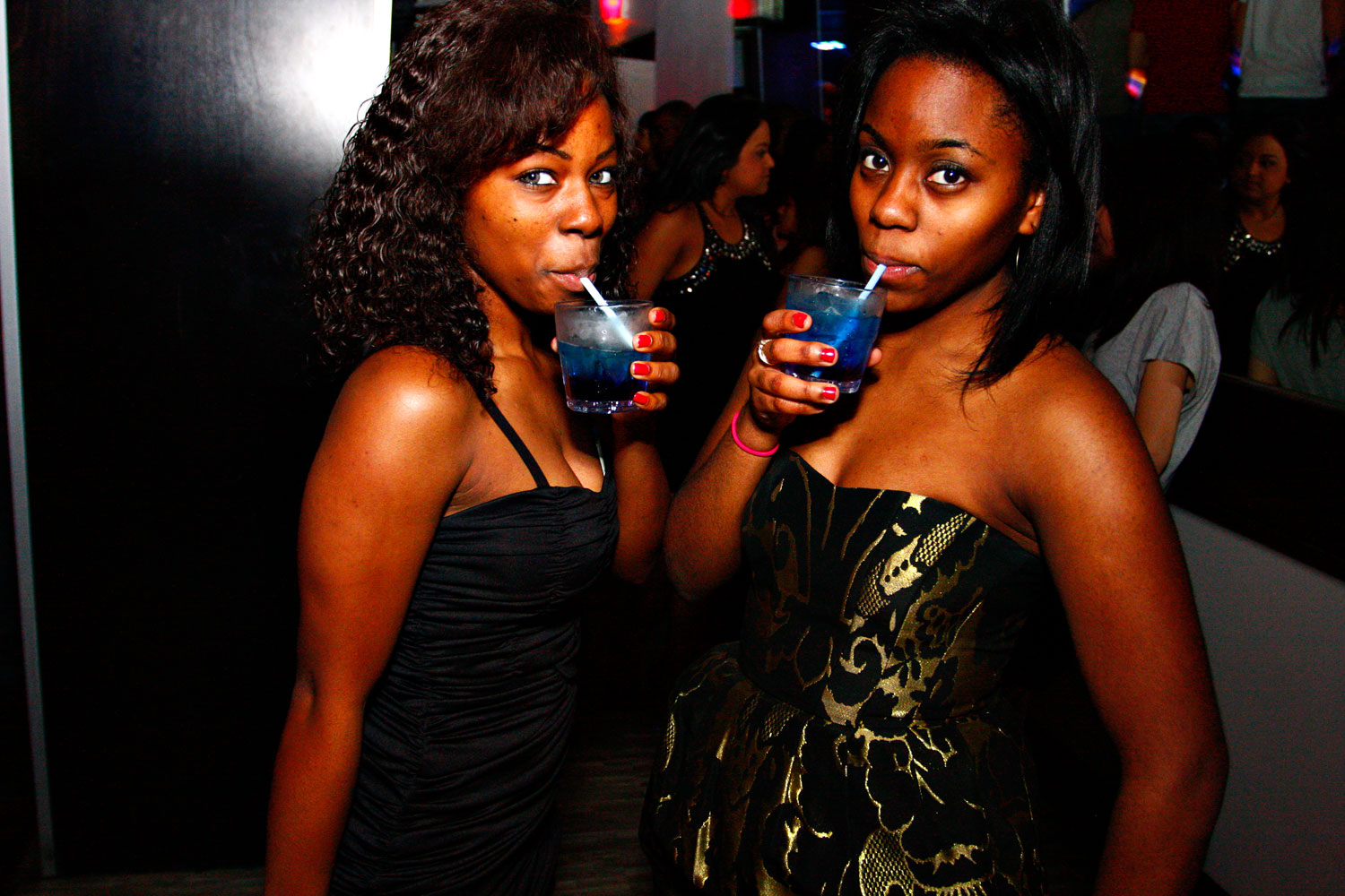 1er anniversaire du Ivy Nightclub: tout le monde en mode séduction