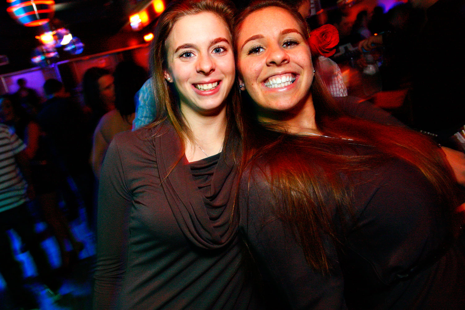 1er anniversaire du Ivy Nightclub: tout le monde en mode séduction