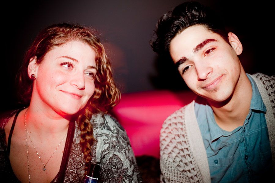 Indecent Xposure: lancement de site explosif au Bar Klinik