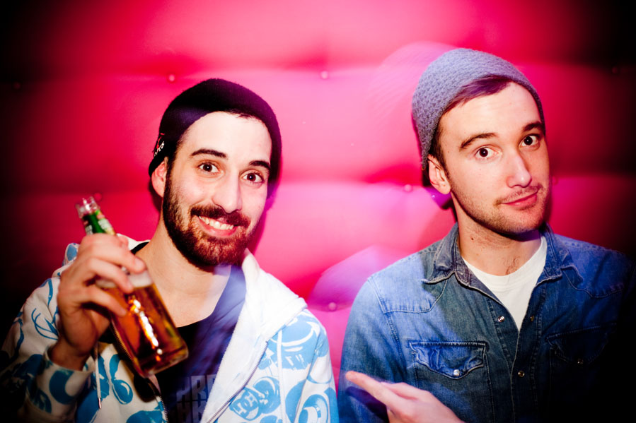 Indecent Xposure: lancement de site explosif au Bar Klinik