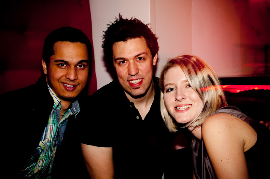 Indecent Xposure: lancement de site explosif au Bar Klinik