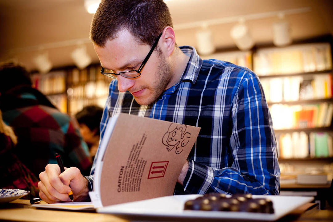Lancement de la la bande dessinée érotique Carton à la librairie Le Port de Tête