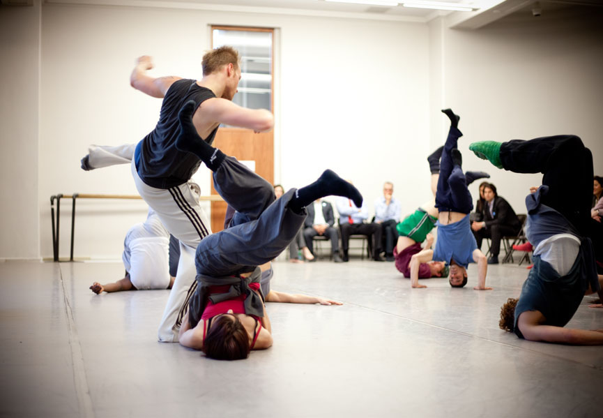 En coulisses: les Ballets Jazz de Montréal dansent à l'édifice Gaston-Miron