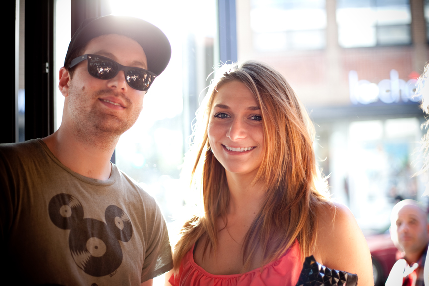 5 à 7 NIGHTLIFE.CA: soleil sur canapés au restaurant Hachoir