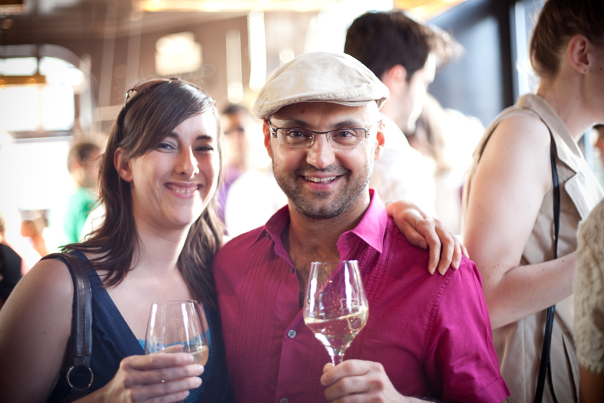 5 à 7 NIGHTLIFE.CA: soleil sur canapés au restaurant Hachoir