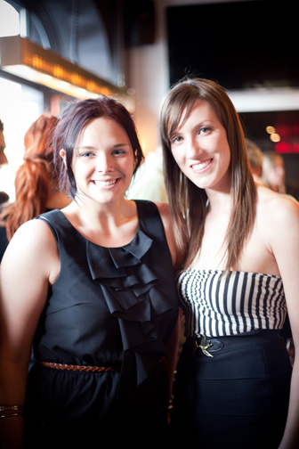 5 à 7 NIGHTLIFE.CA: soleil sur canapés au restaurant Hachoir