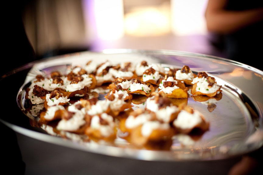 Le Place d'Armes Hôtel & Suites: des uniformes signés Denis Gagnon!