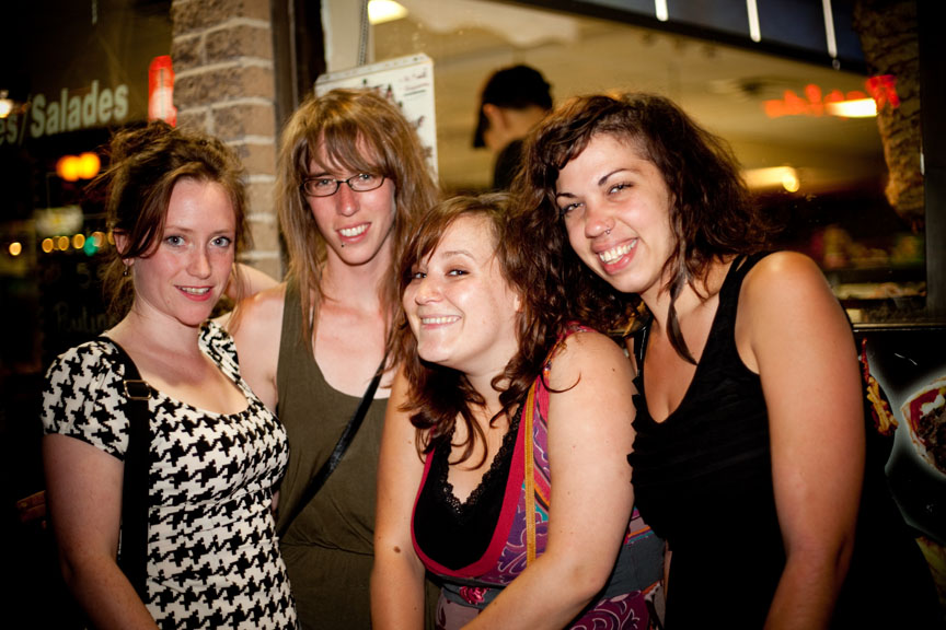 Spectacle bénéfice "Une nuit de sévère luxe" au Quai des Brumes