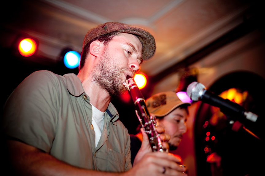 Spectacle bénéfice "Une nuit de sévère luxe" au Quai des Brumes