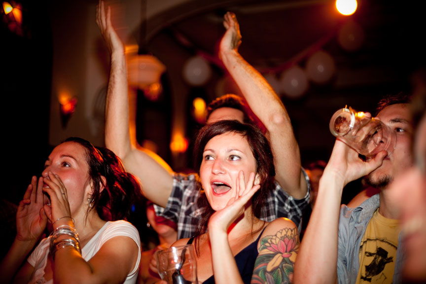 Spectacle bénéfice "Une nuit de sévère luxe" au Quai des Brumes