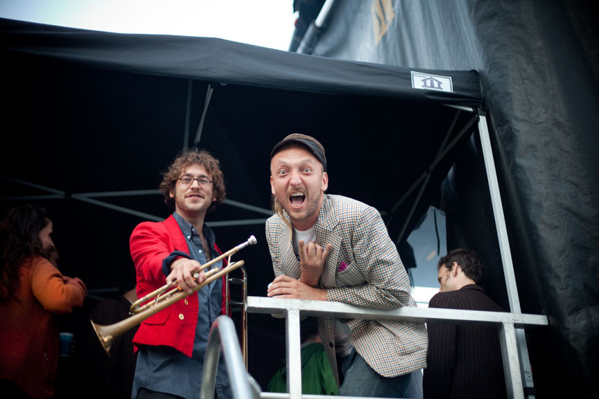 Festiblues: Bernard Adamus contre vents et marées au Parc Ahuntsic