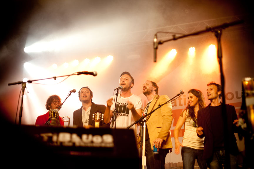 Festiblues: Bernard Adamus contre vents et marées au Parc Ahuntsic