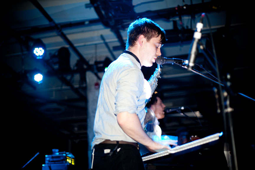 Metronomy enveloppe la SAT de ses rythmes groovy