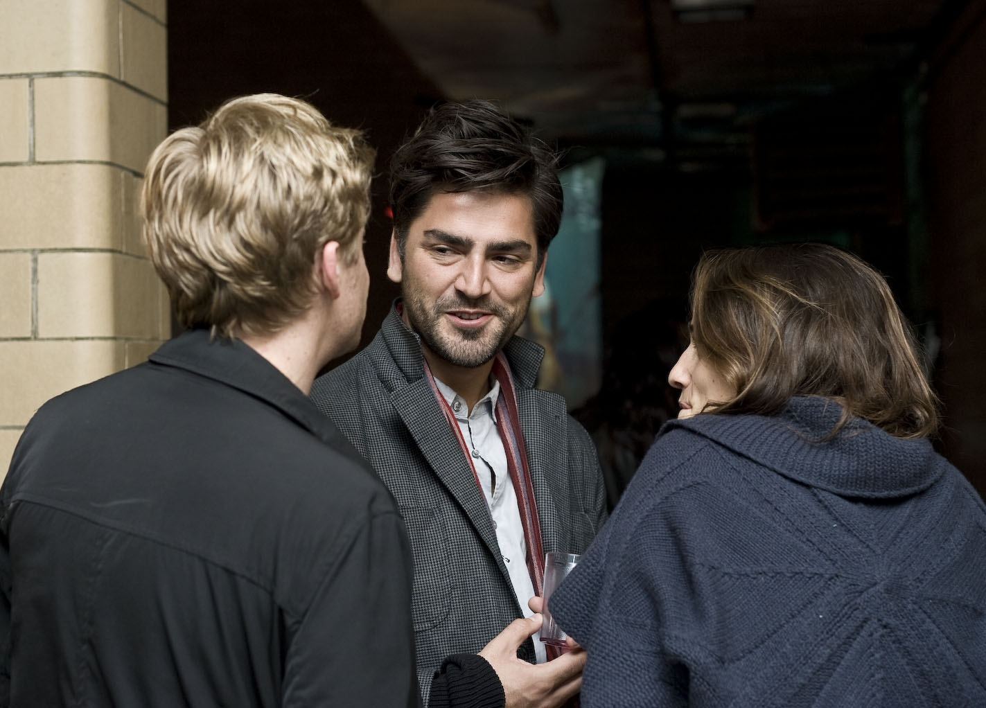 VIVA! Art Action: une levée de fonds ensanglantée et macabre