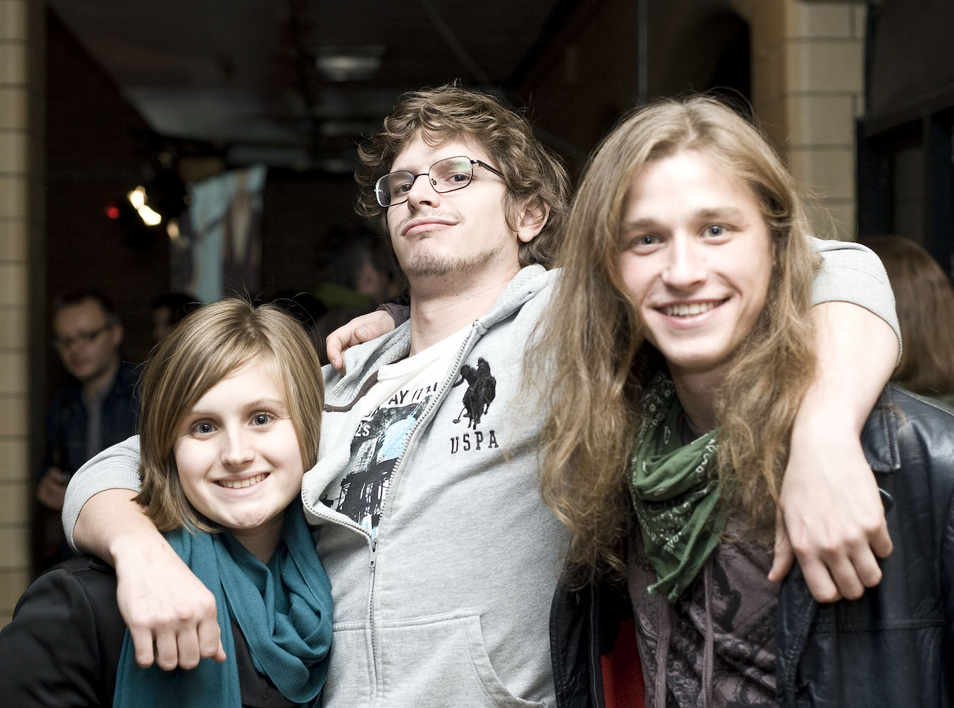 VIVA! Art Action: une levée de fonds ensanglantée et macabre