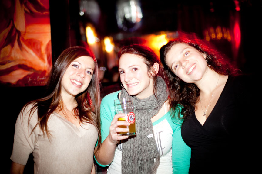 Lancement des Appendices: de drôles de gars et d'autres qui se frenchent