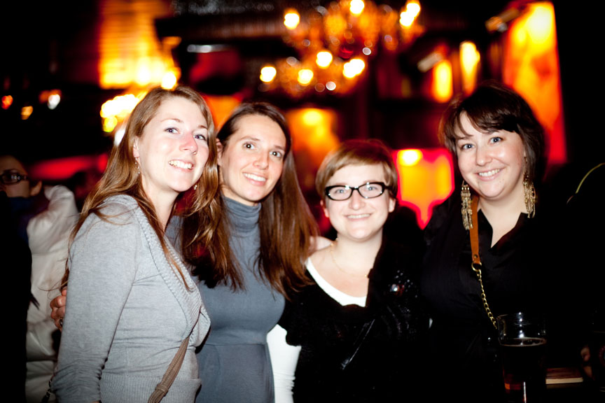 Lancement des Appendices: de drôles de gars et d'autres qui se frenchent