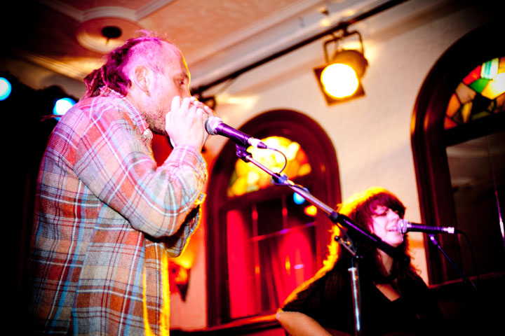 Lisa LeBlanc déplogue!: un peu de folk-trash dans ton dimanche