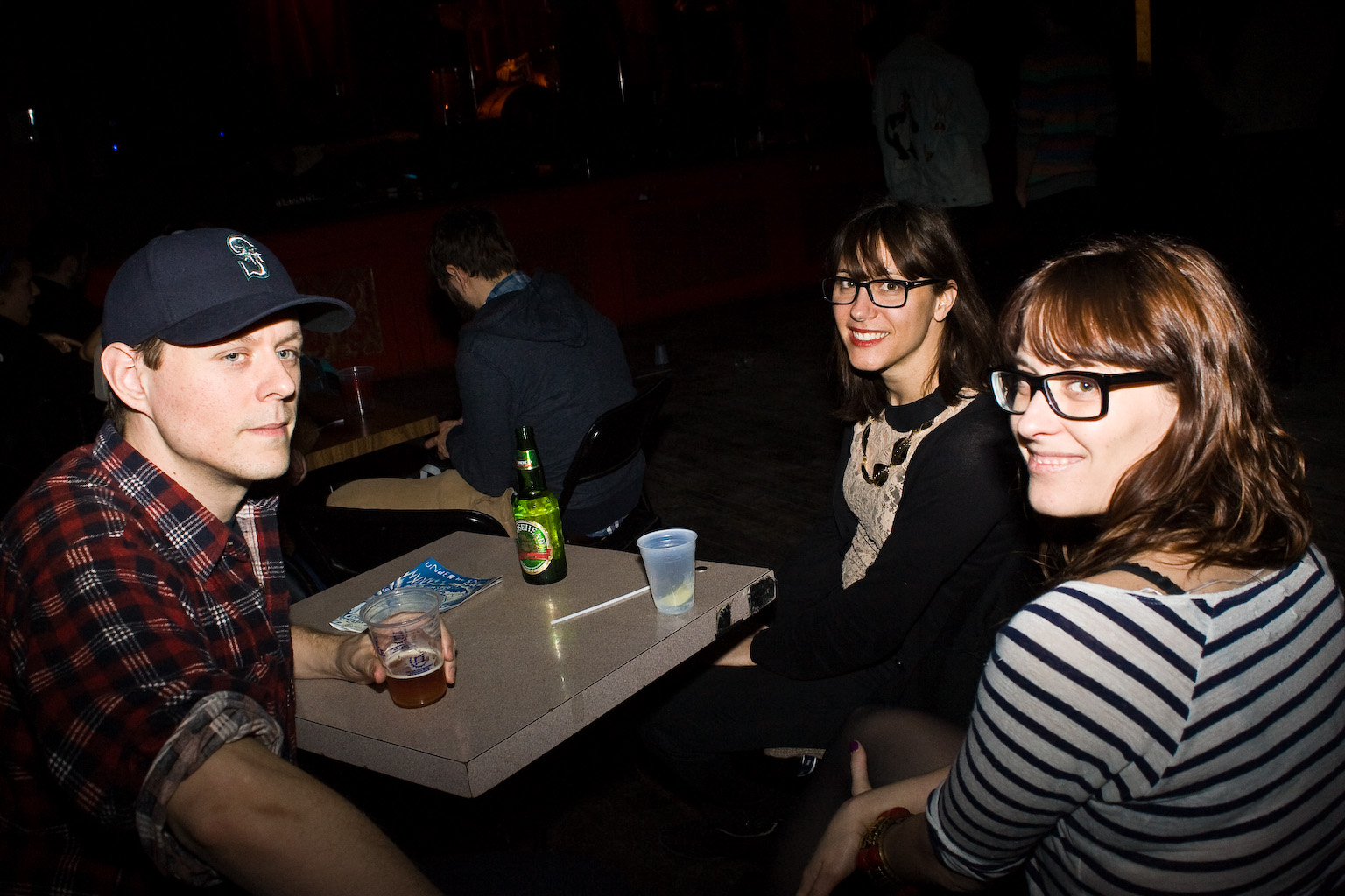 Pat Jordache à Under the Snow: spectacle coloré et buzzé