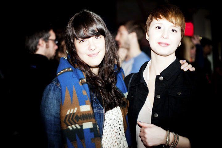 Qualité Motel montre un avant-goût de son spectacle ben flyé