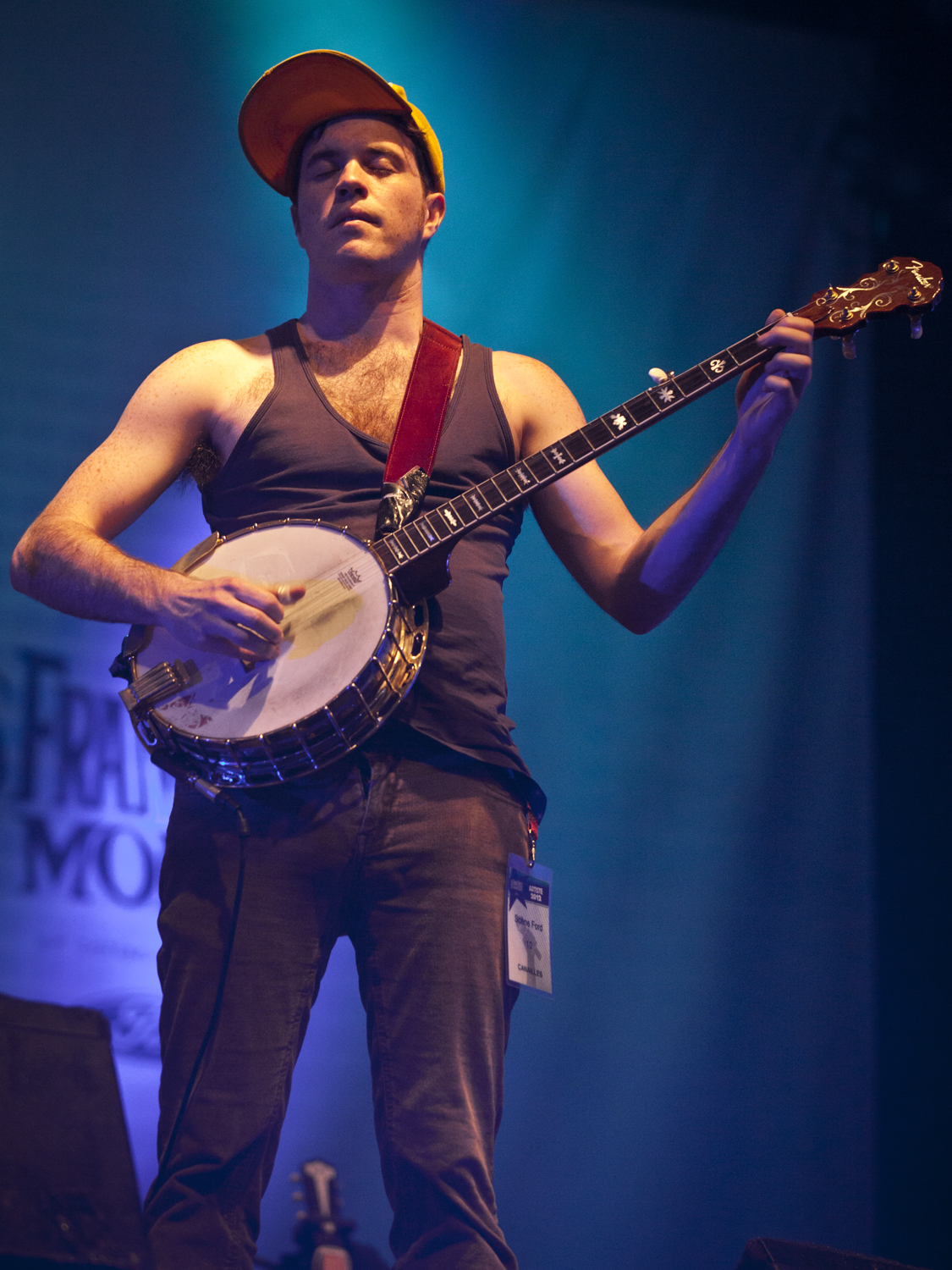 Canailles a défié les lois et a célébré un bal masqué dimanche soir aux Francos