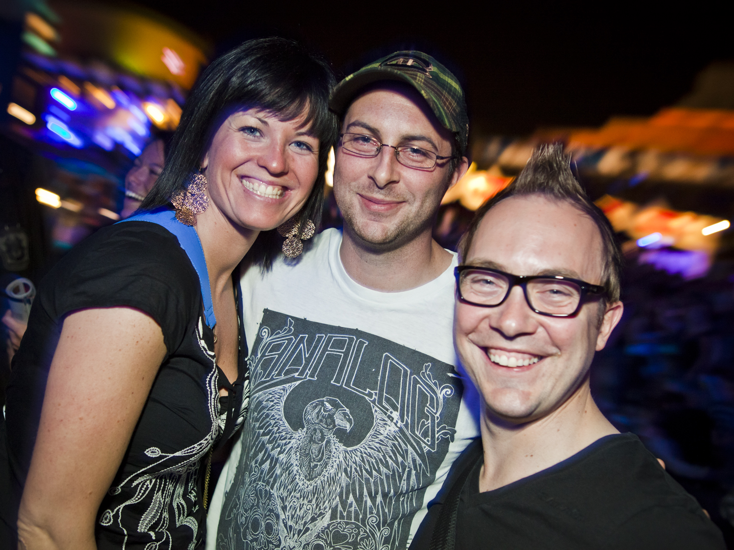 Canailles a défié les lois et a célébré un bal masqué dimanche soir aux Francos