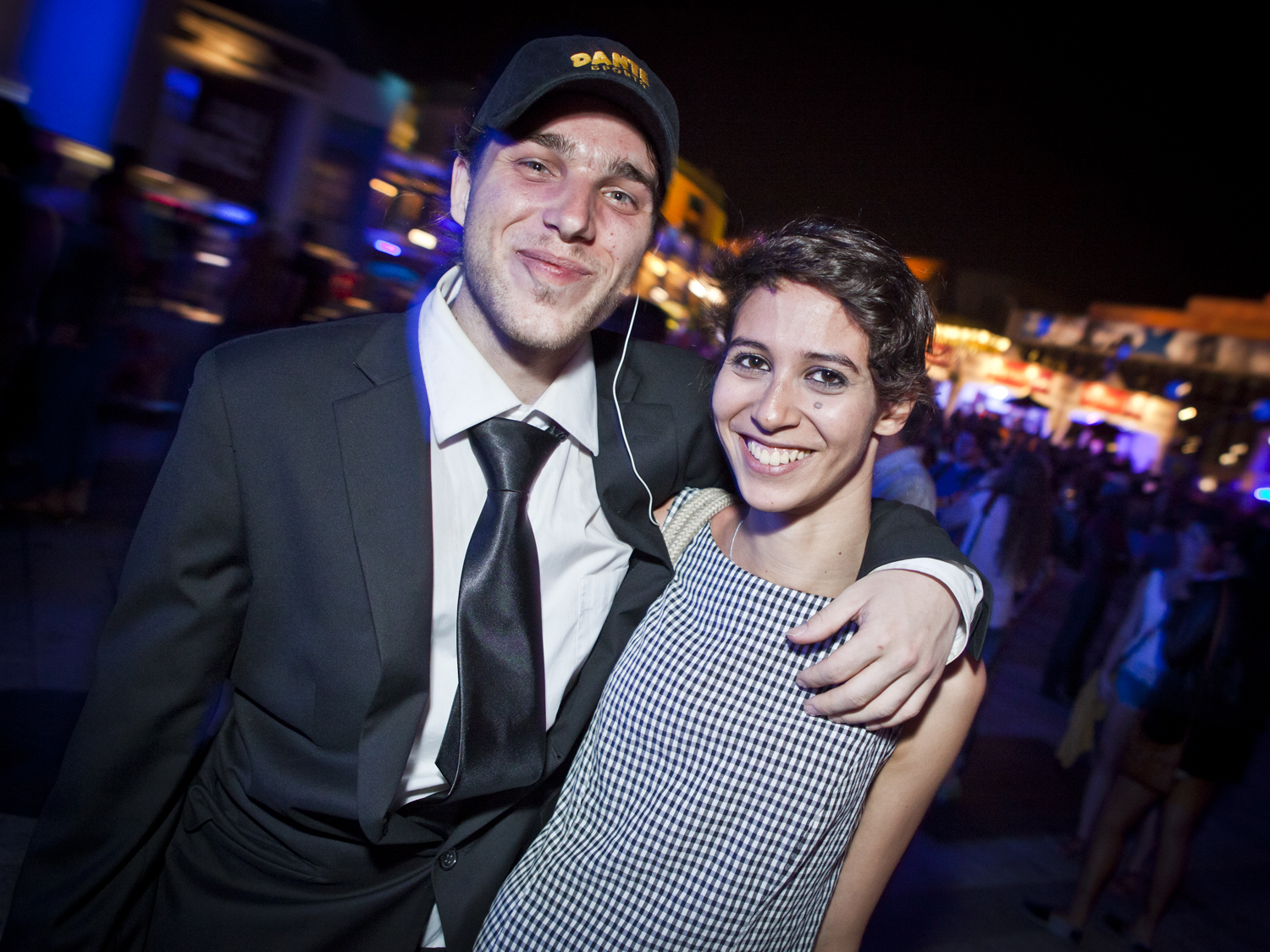 Canailles a défié les lois et a célébré un bal masqué dimanche soir aux Francos