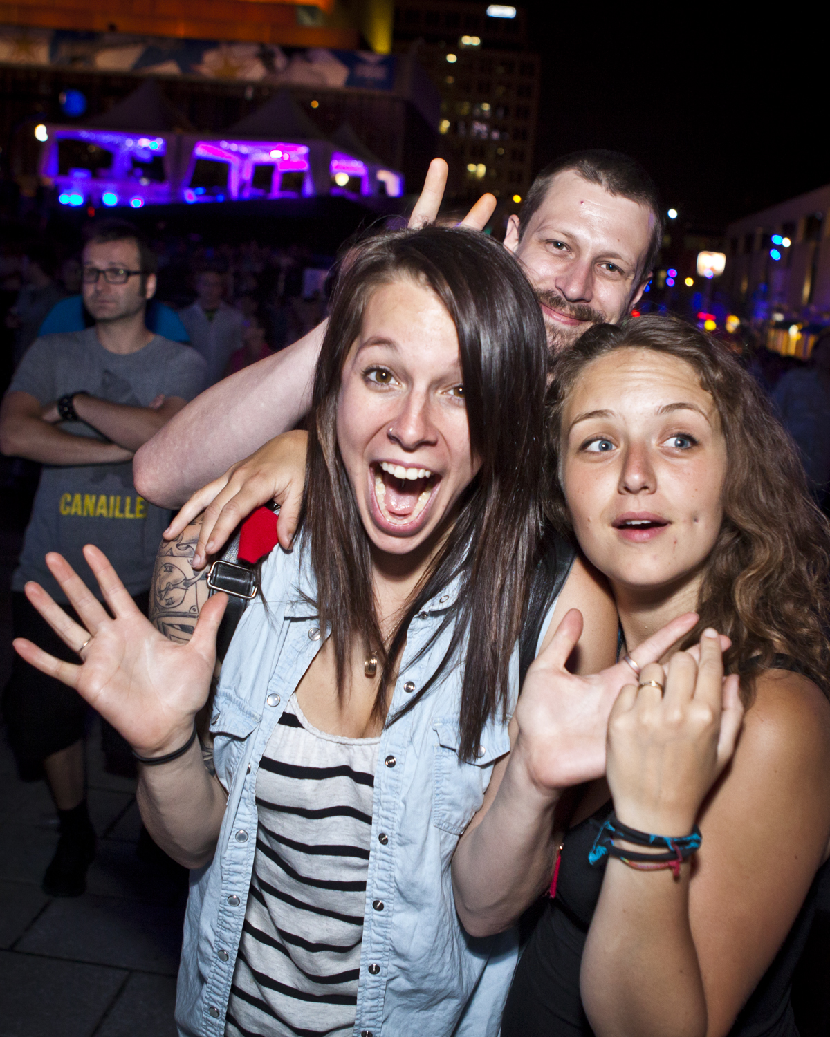 Canailles a défié les lois et a célébré un bal masqué dimanche soir aux Francos