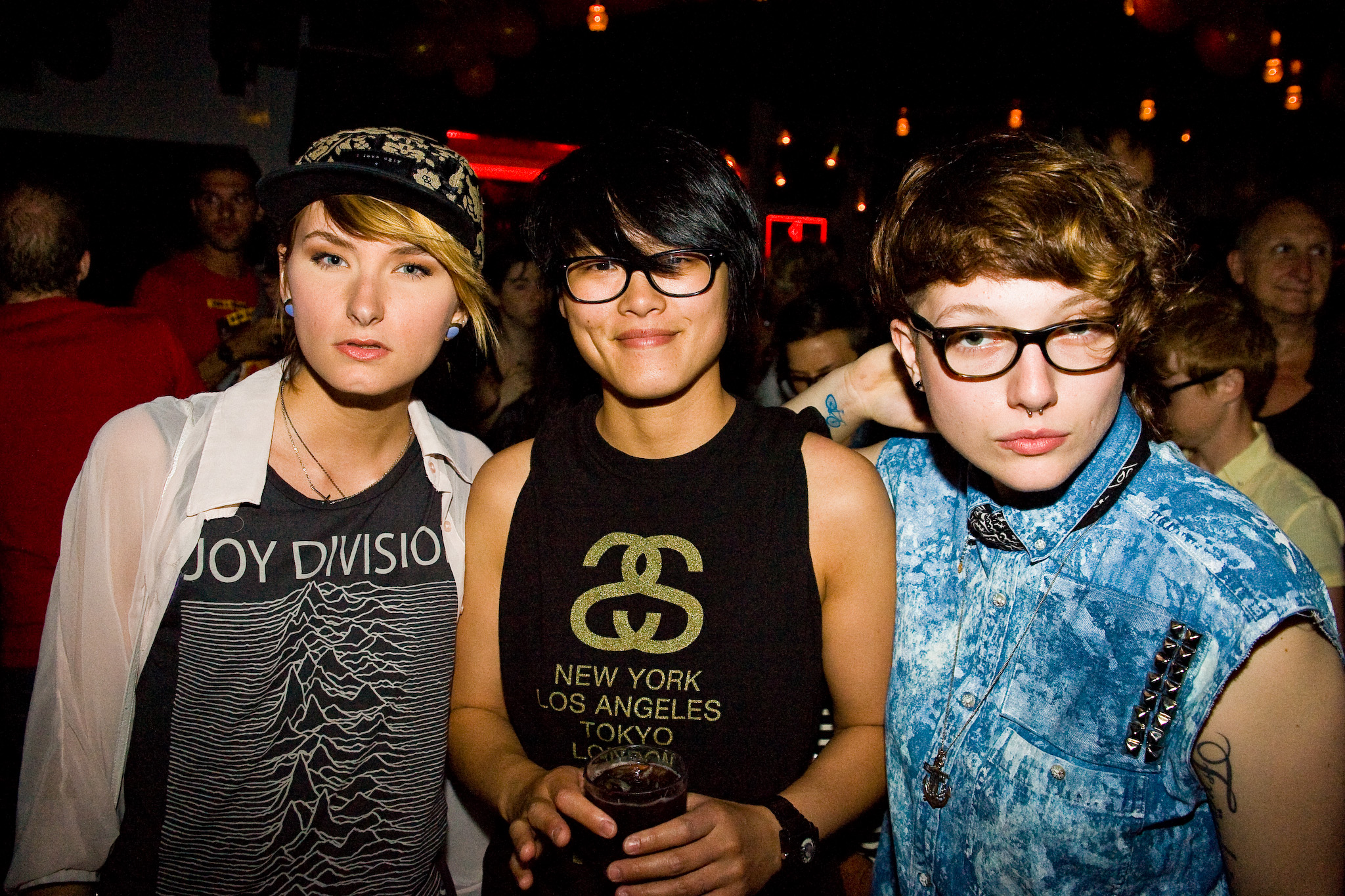 Le Royal Phoenix fête son 1er anniversaire avec de l'or et un gros gâteau