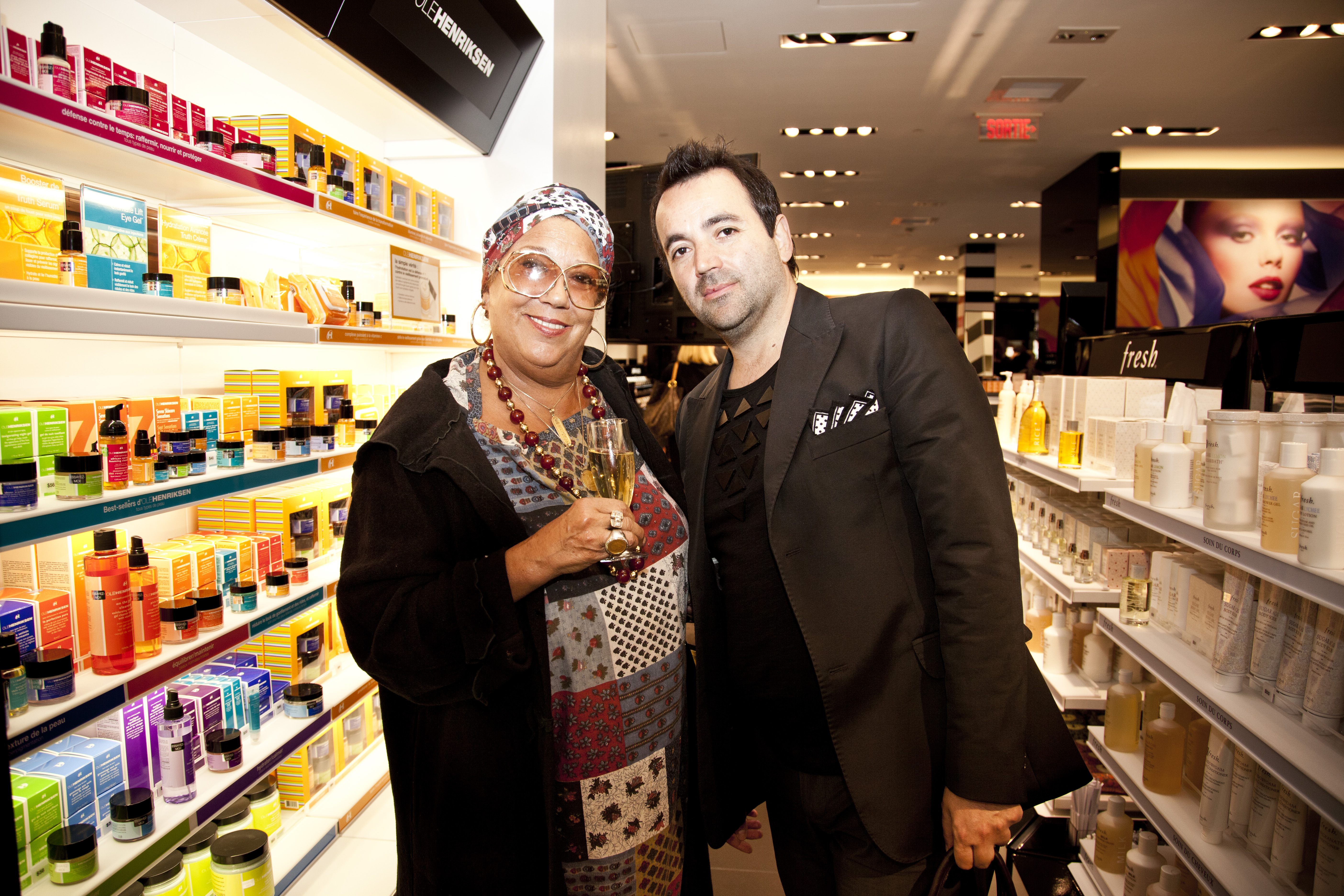 Ouverture de la boutique Sephora sur Ste-Catherine: buffet à volonté de cosmétiques