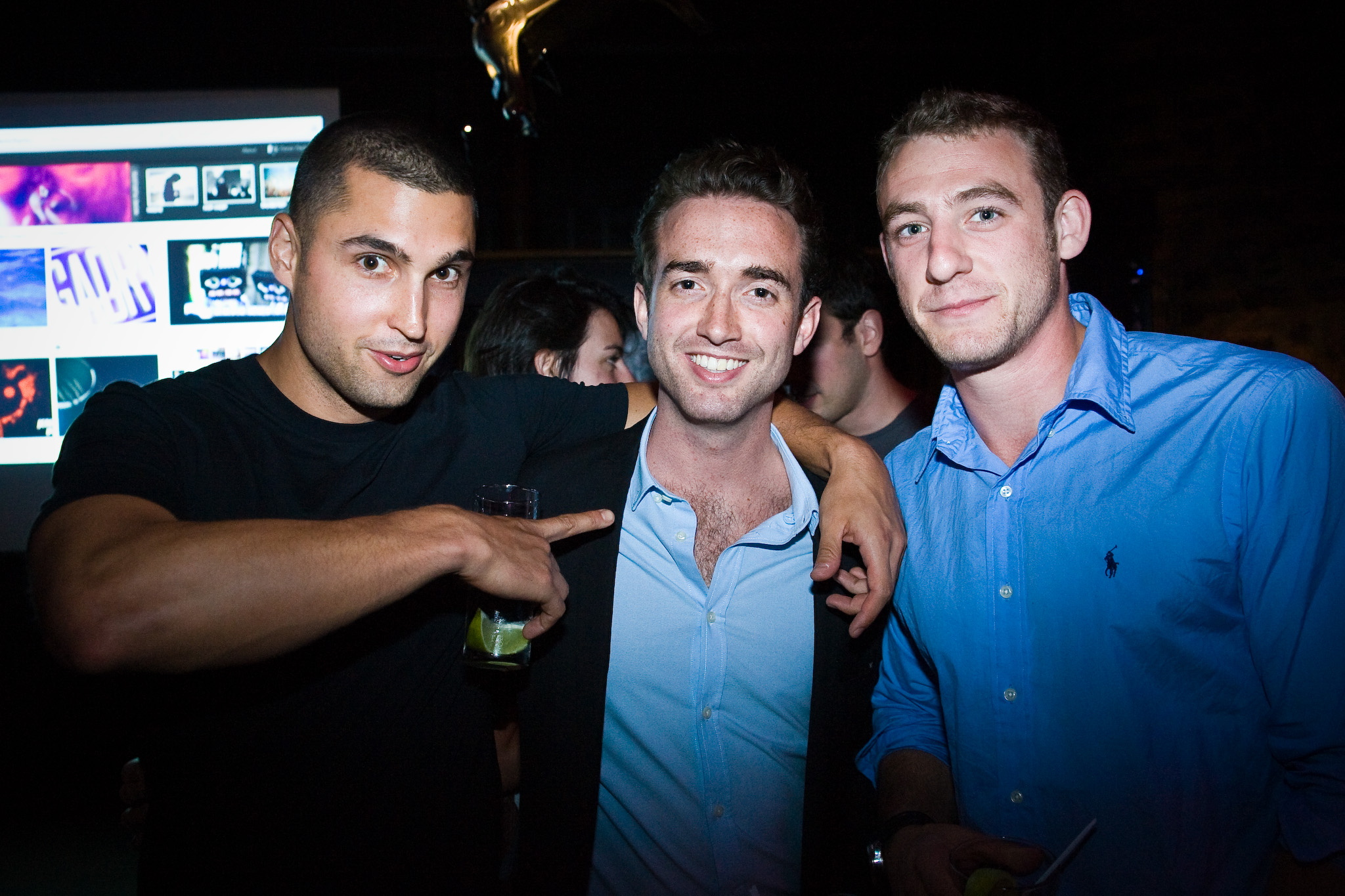 À l'Auberge St-Gabriel, on lance le nouveau wavo avec des beaux geeks et des bulles