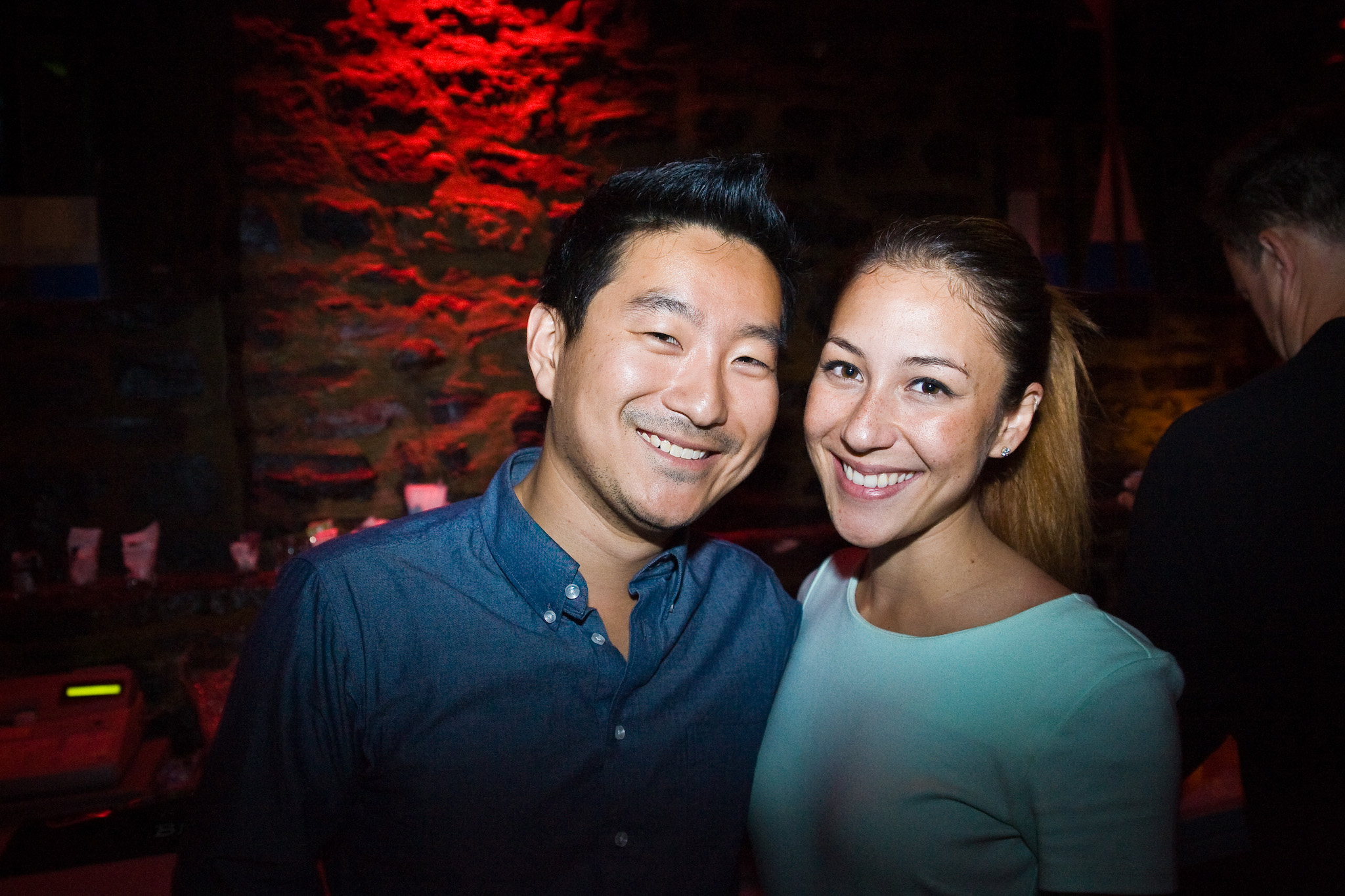 À l'Auberge St-Gabriel, on lance le nouveau wavo avec des beaux geeks et des bulles