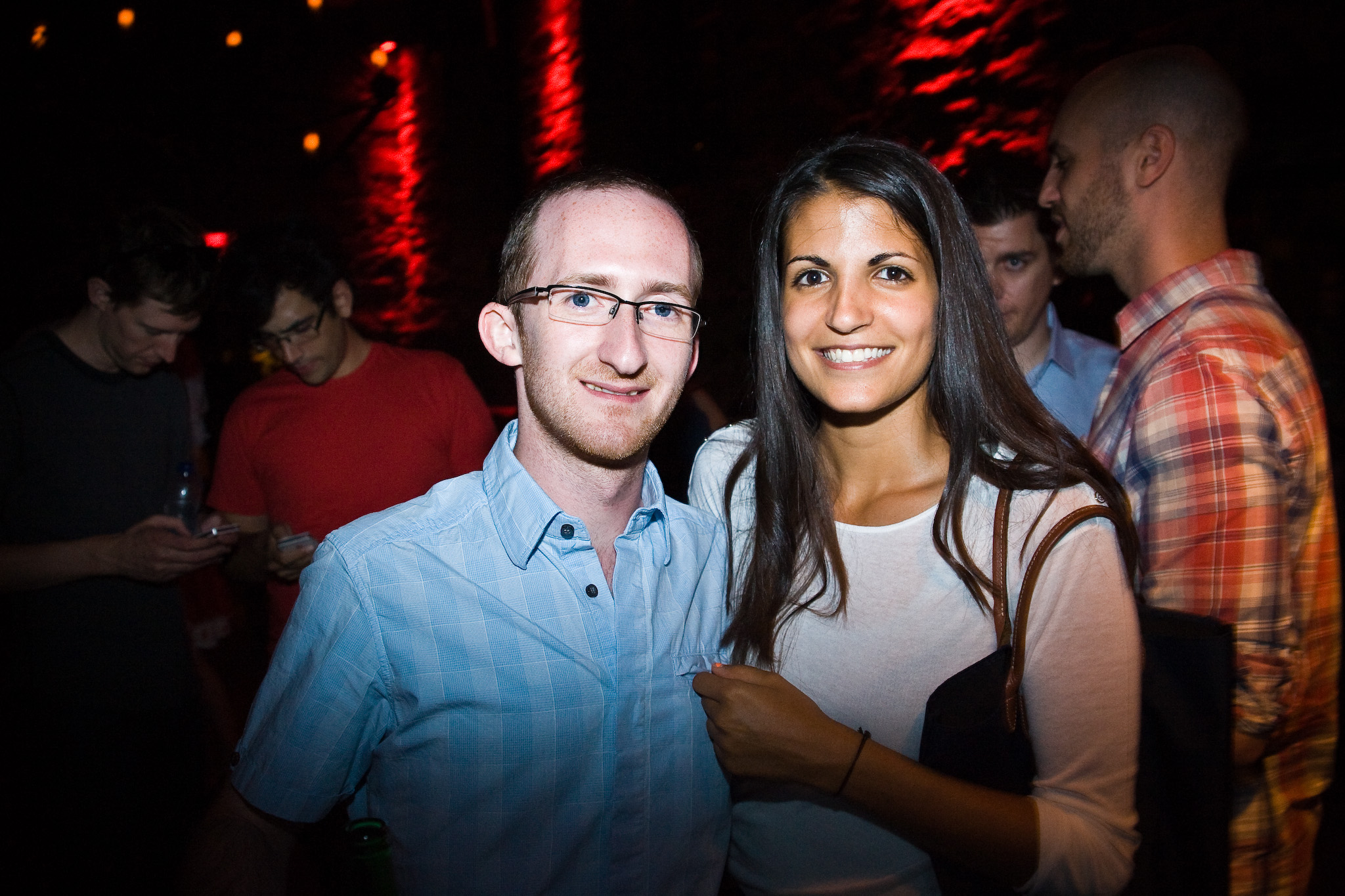 À l'Auberge St-Gabriel, on lance le nouveau wavo avec des beaux geeks et des bulles